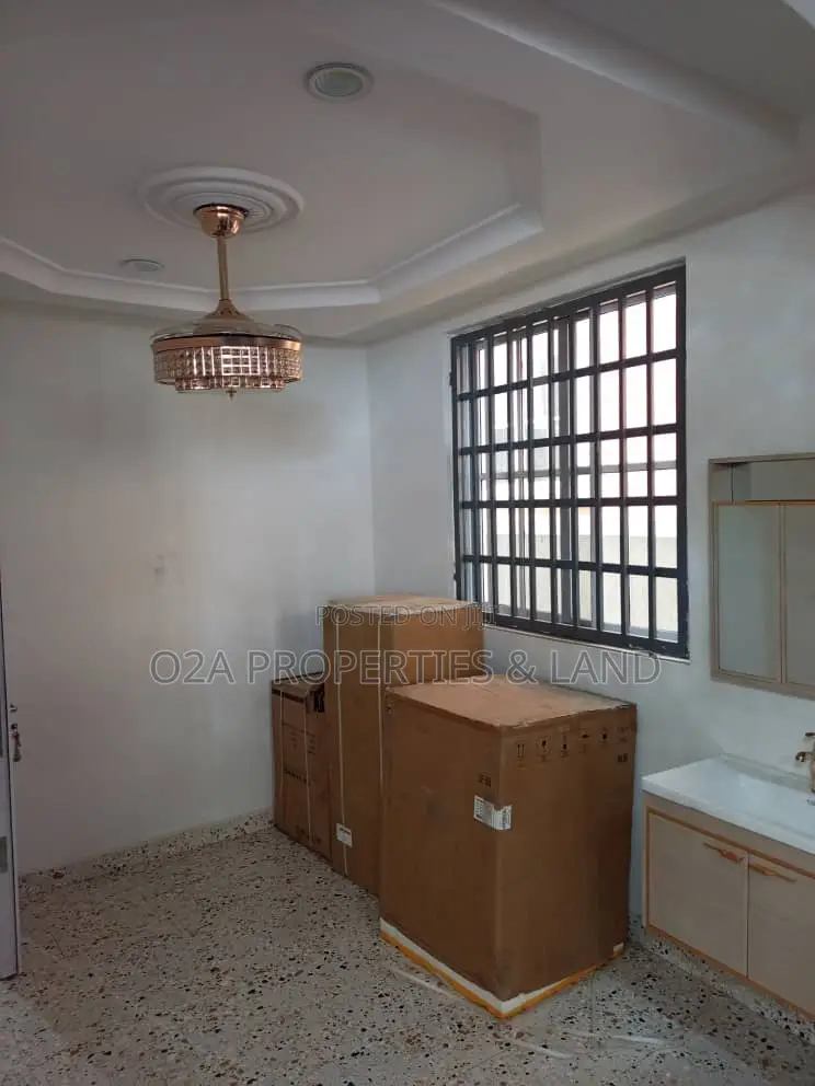 4bdrm House in Kumasi Kwadaso for sale in Kumasi Metropolitan