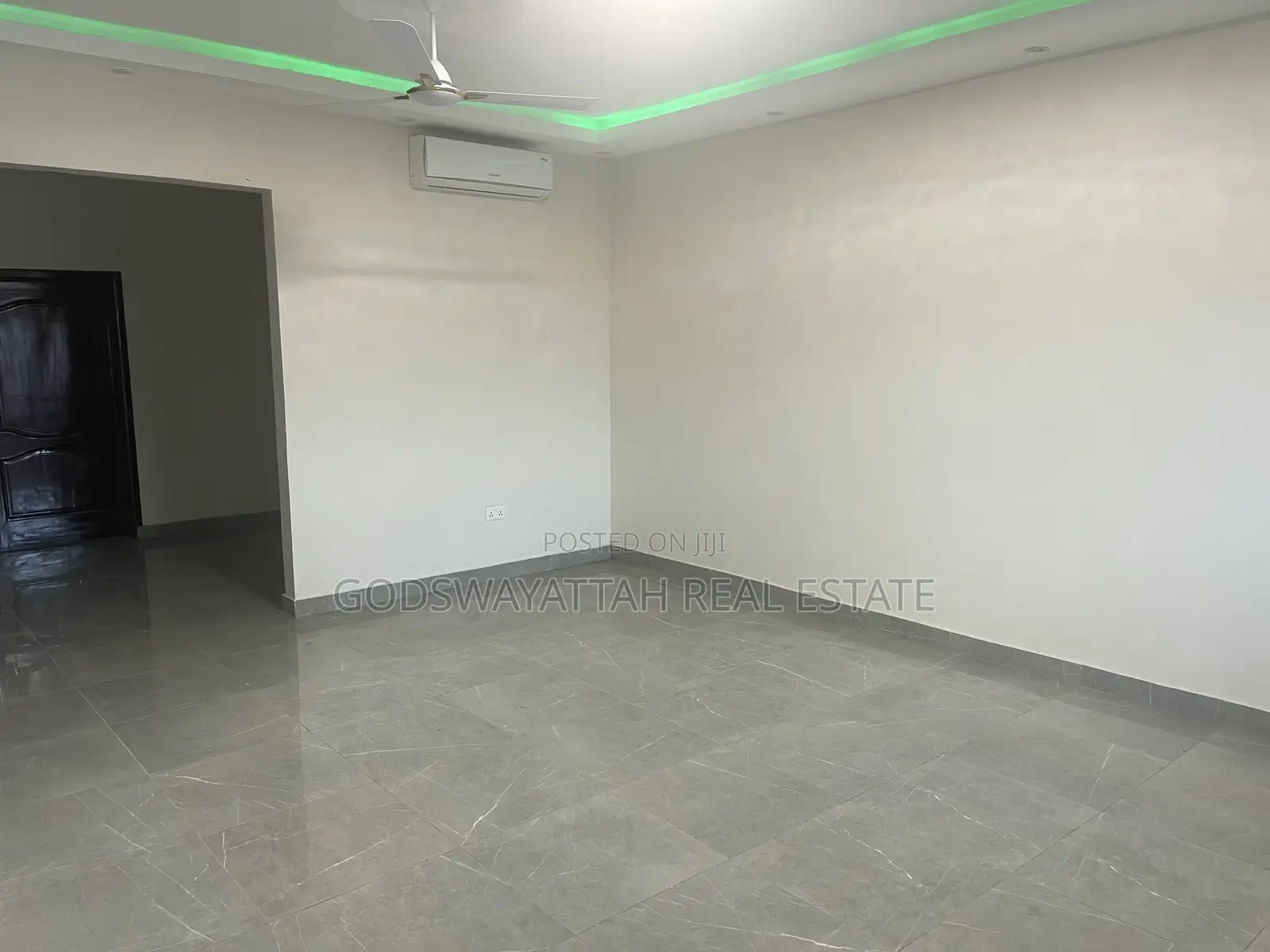 2bdrm Apartment in East London, Adjiriganor for rent in Adjiriganor
