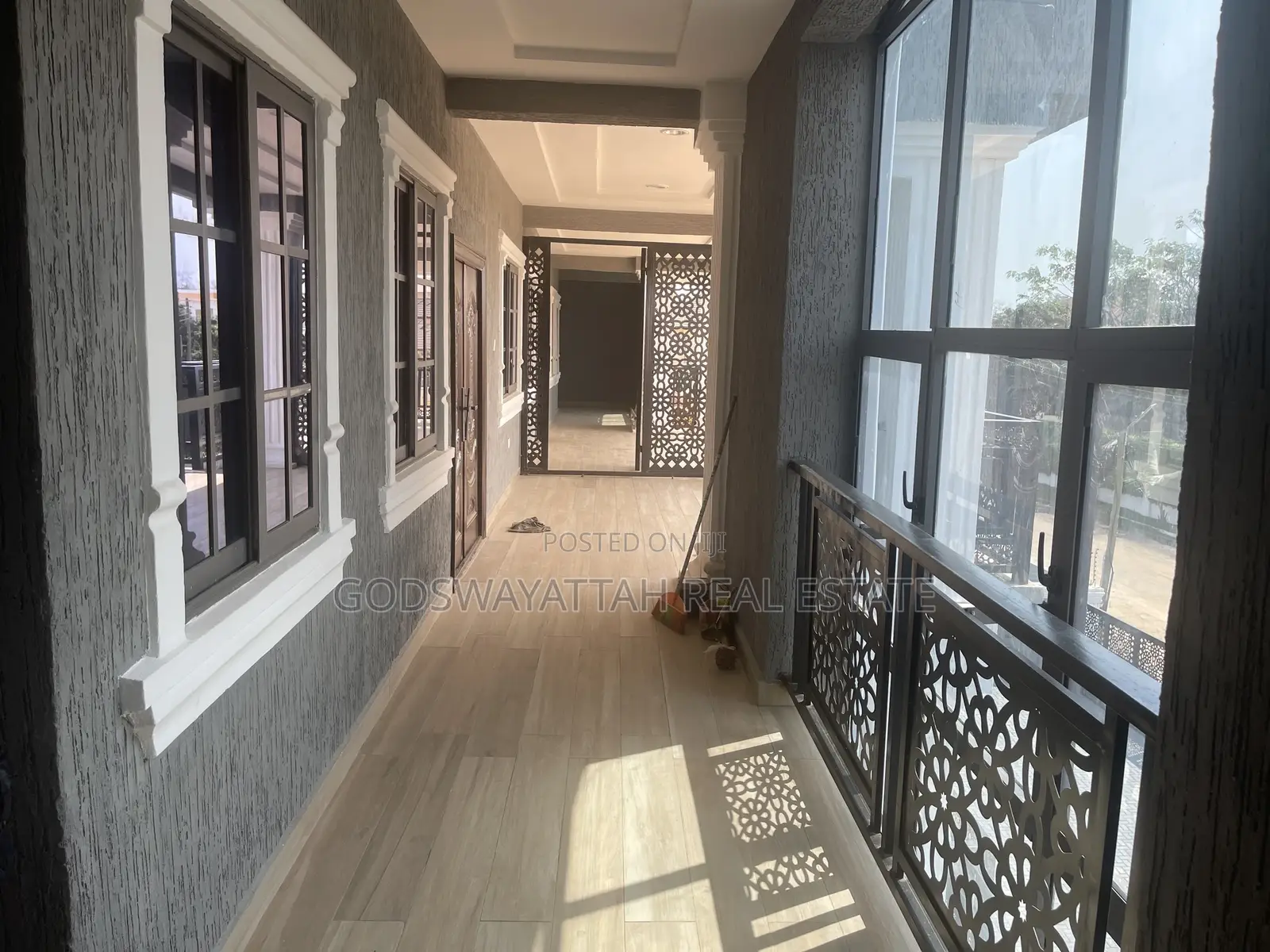 2bdrm Apartment in East London, Adjiriganor for rent in Adjiriganor