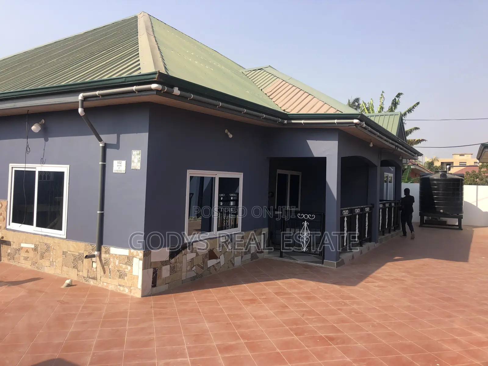 2bdrm Apartment in New Market, Kasoa for rent in Kasoa