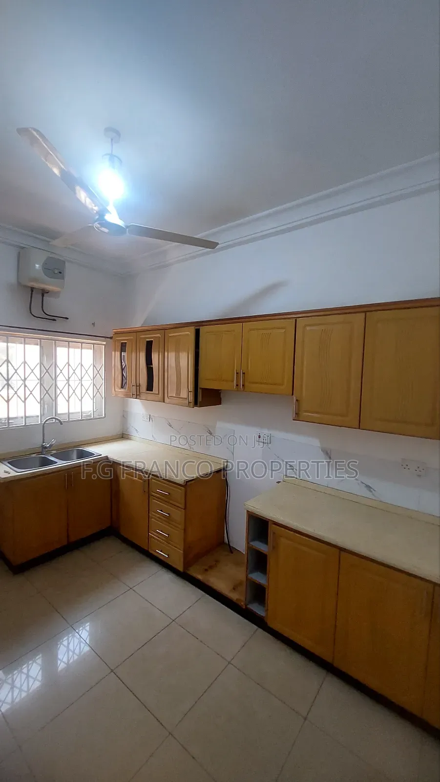 3bdrm House in Kg Franco Properties, Spintex for rent in Spintex