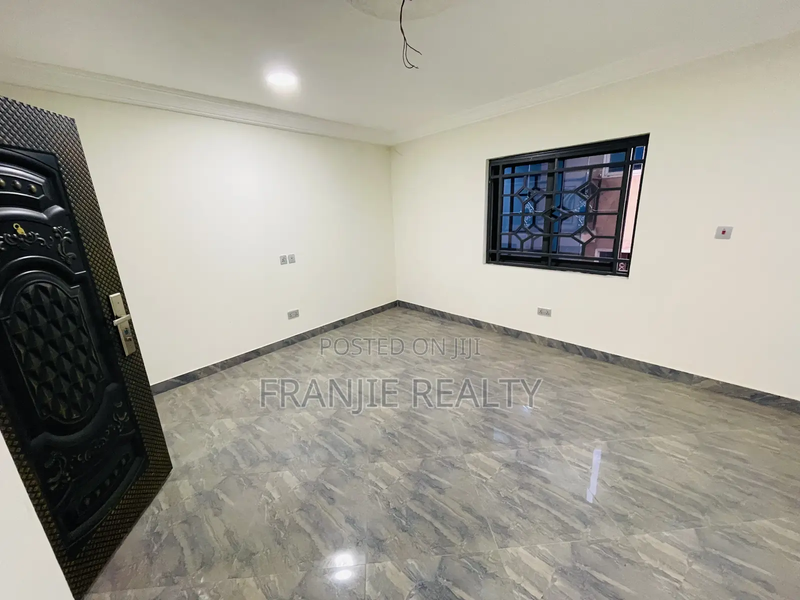 3bdrm Apartment in West Hills Mall Area for rent in West Hills Mall Area
