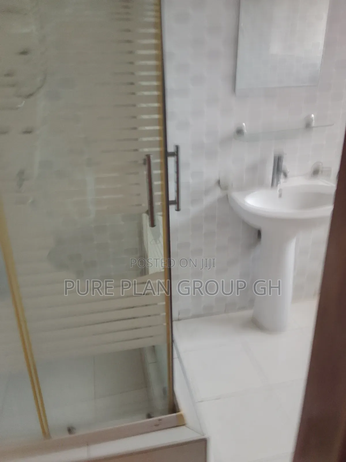 Furnished 3bdrm Apartment in Dzorwulu for rent in Dzorwulu