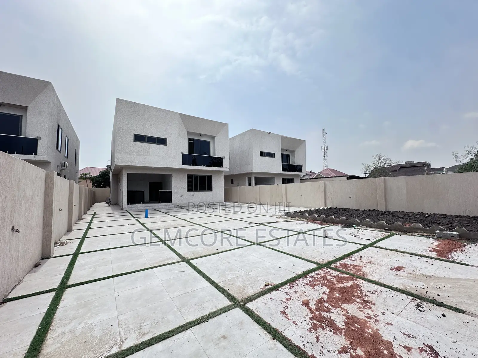 5bdrm House in West Trasacco, Ashaley Botwe for sale in Ashaley Botwe