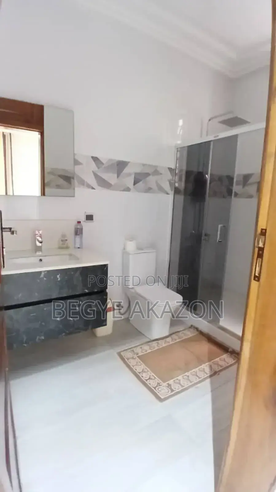 Furnished 4bdrm House in East Legon Mempeasem for rent in East Legon