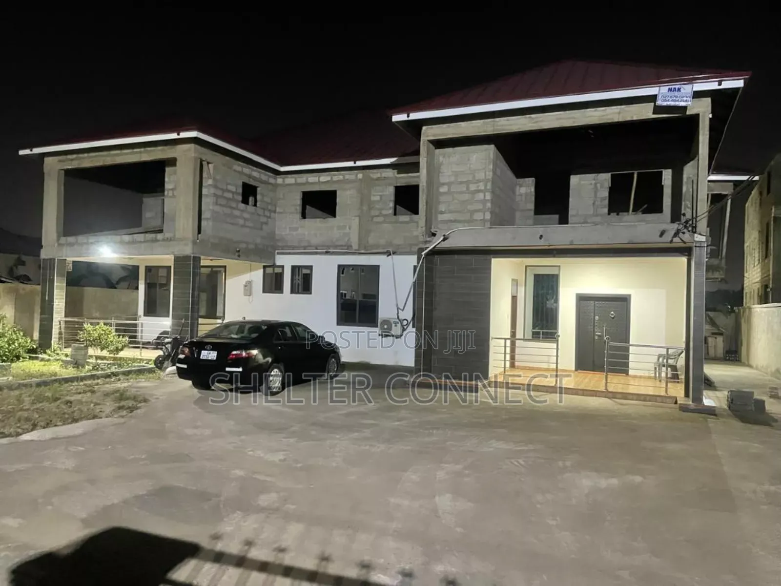 8bdrm Apartment in Pantang, Pentecost for sale in Pentecost