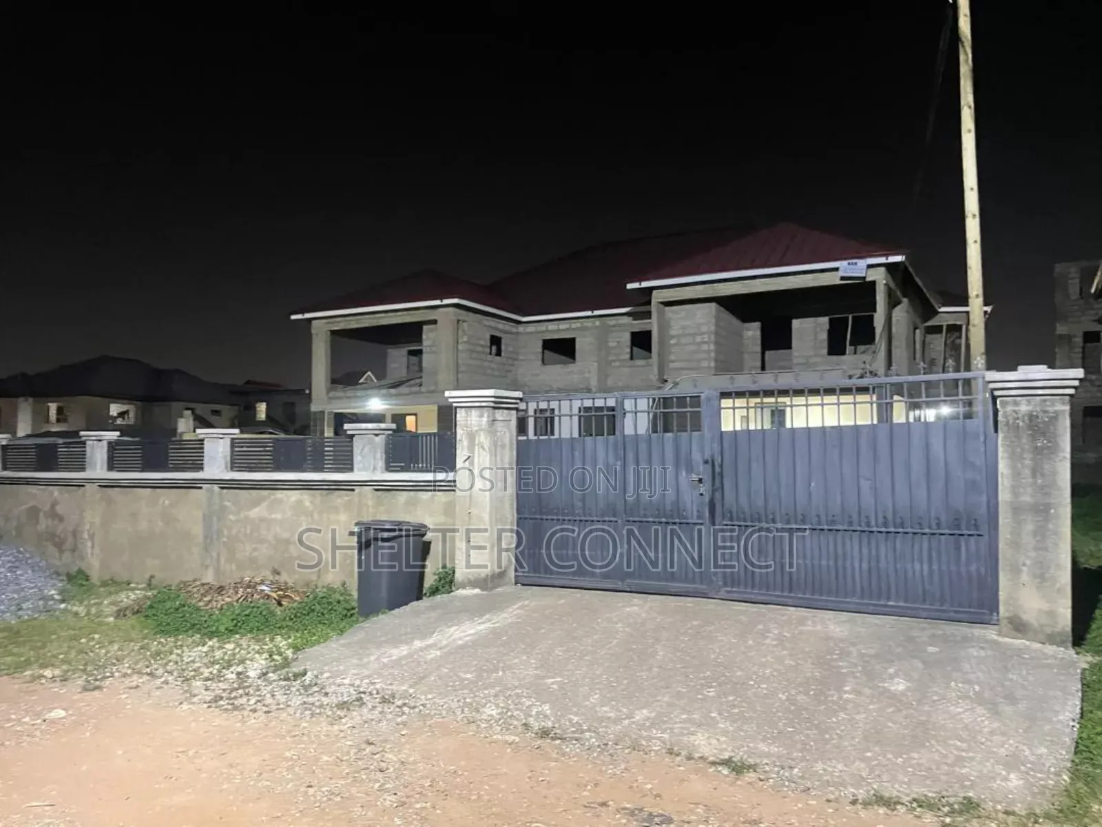 8bdrm Apartment in Pantang, Pentecost for sale in Pentecost
