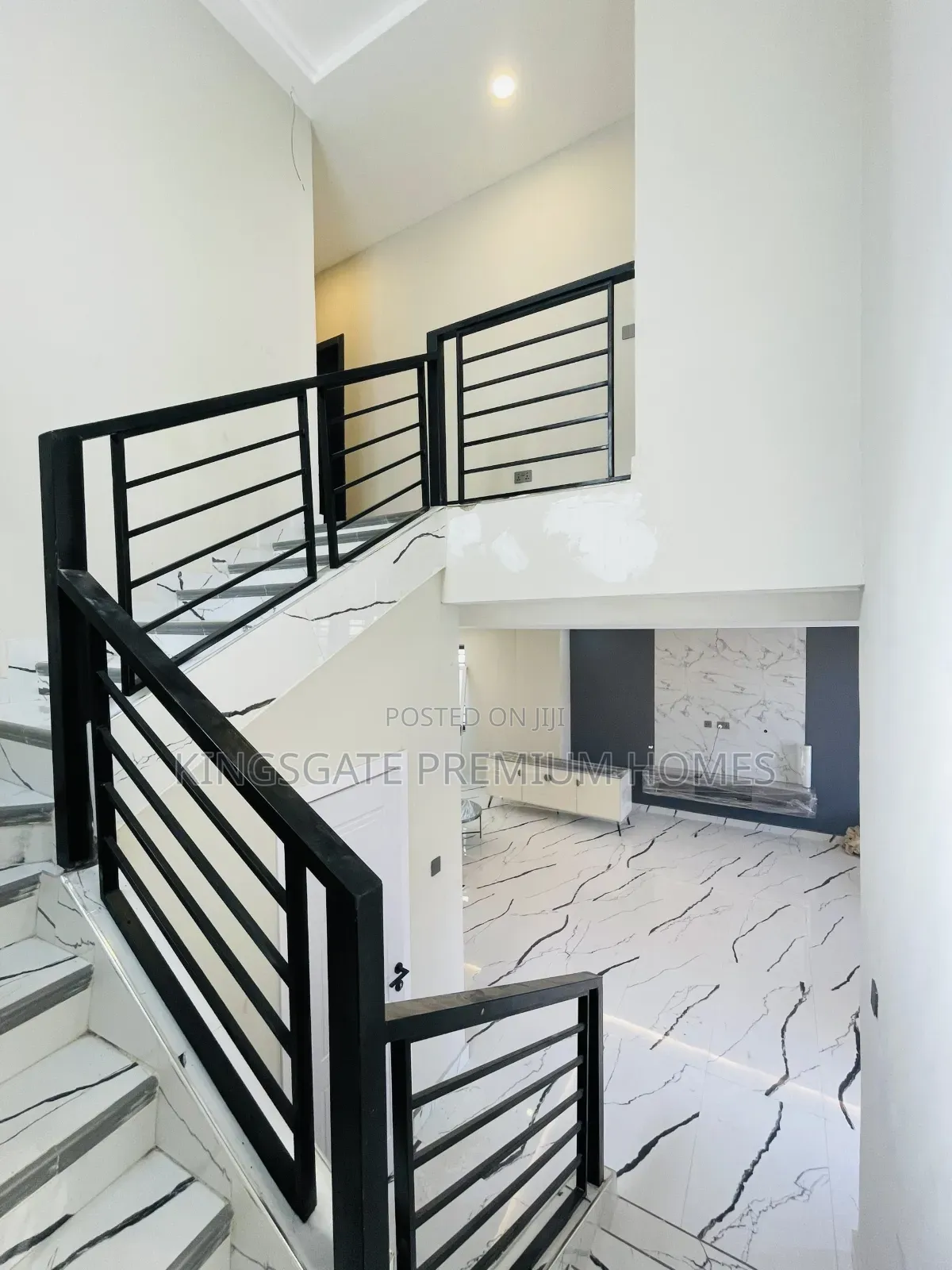 3bdrm House in Gated Community, Spintex for sale in Spintex