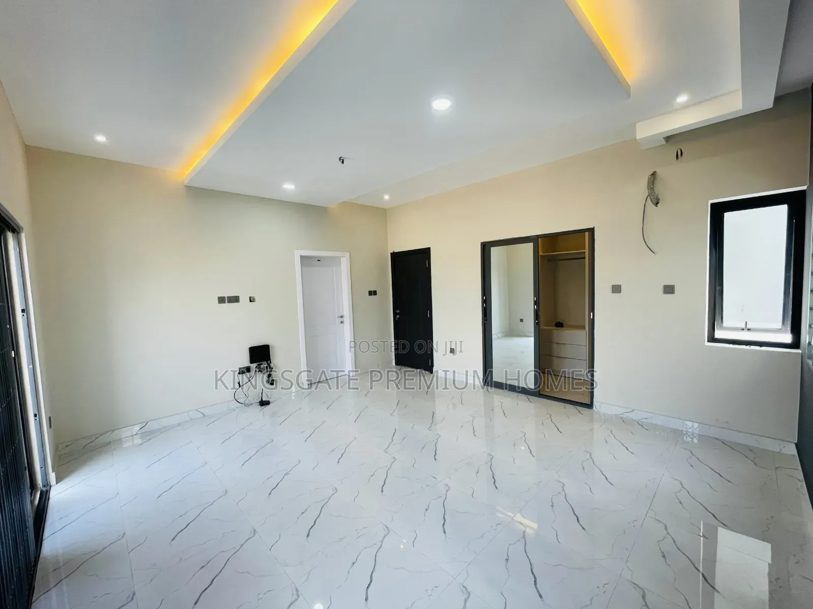 3bdrm House in Gated Community, Spintex for sale in Spintex