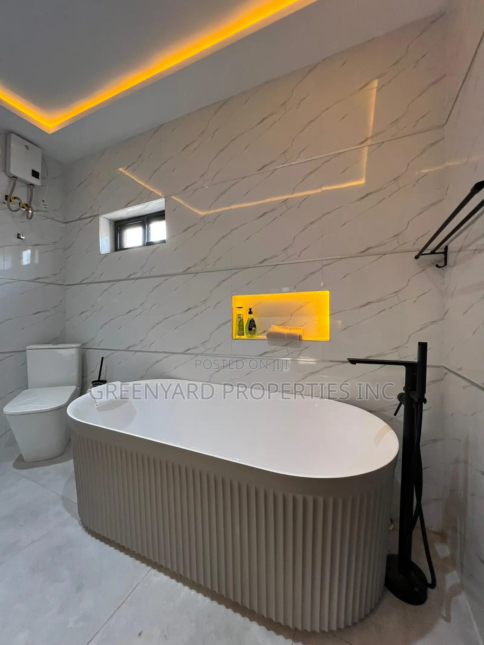 4bdrm Duplex in East Legon Hills for sale in East Legon