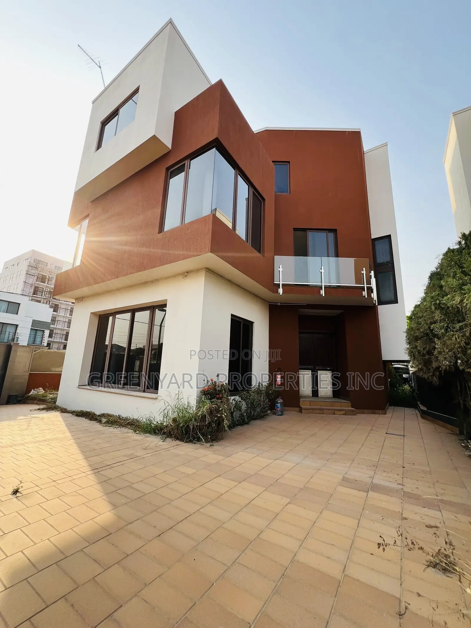4bdrm Duplex in Lagos Avenue, East Legon for rent in East Legon