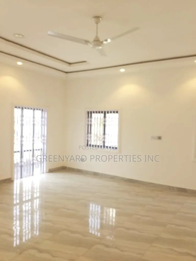 4bdrm Duplex in Achimota Mall for sale in Achimota
