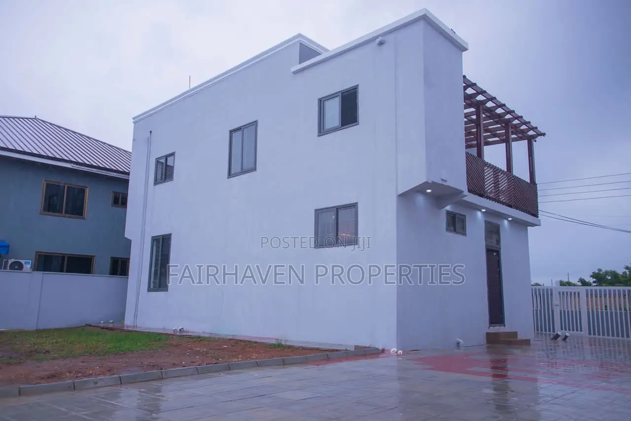 3bdrm House in Oyarifa for sale in Oyarifa