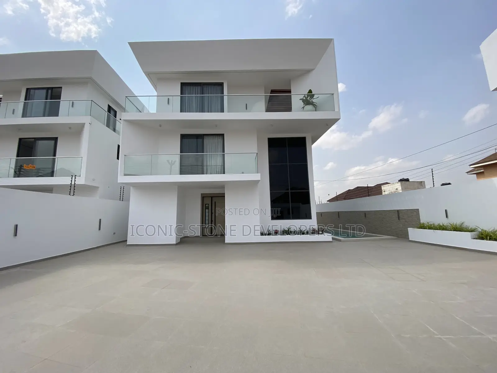 Furnished 4bdrm Mansion in East Legon Hills for sale in East Legon