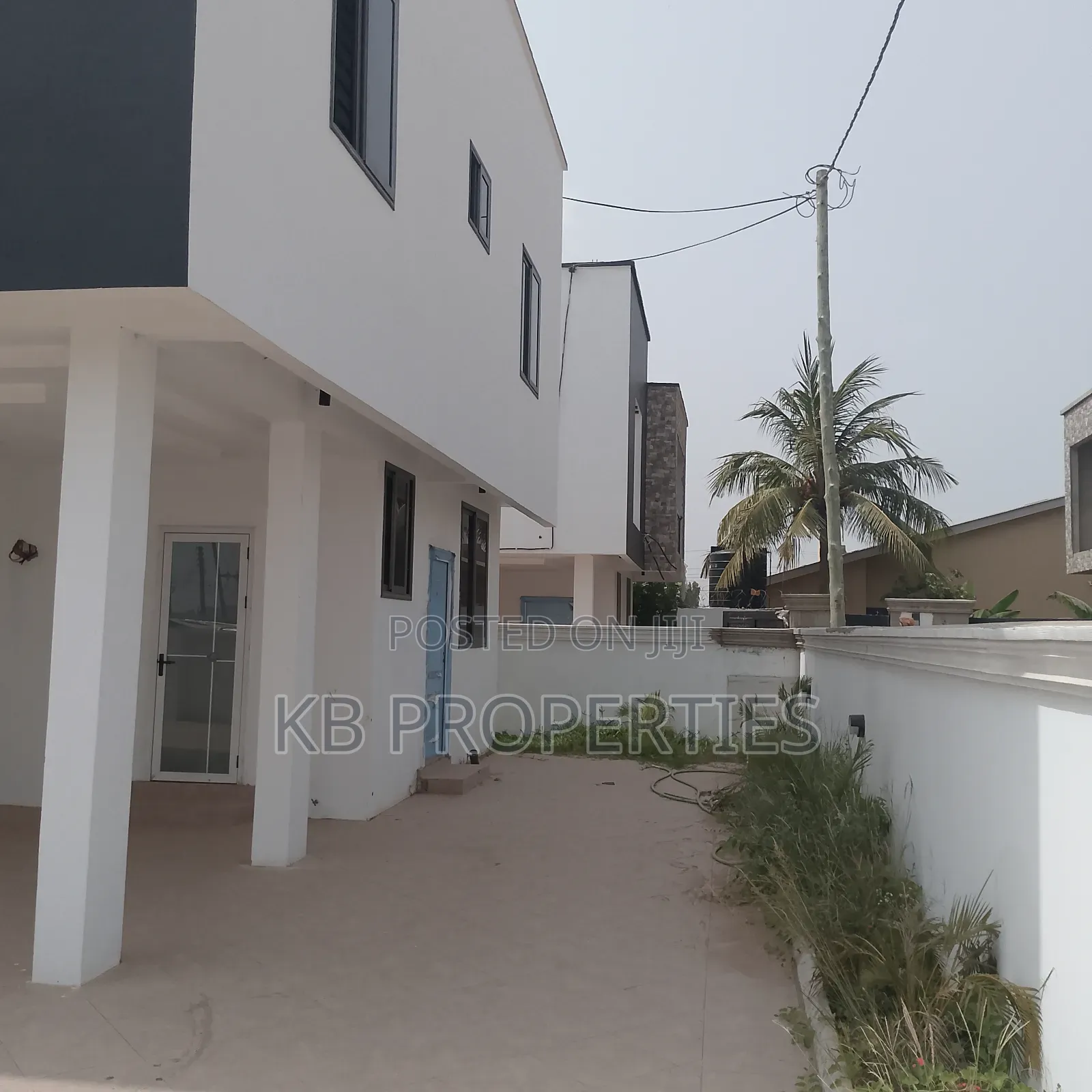 3bdrm House in Kb Properties, Spintex for sale in Spintex