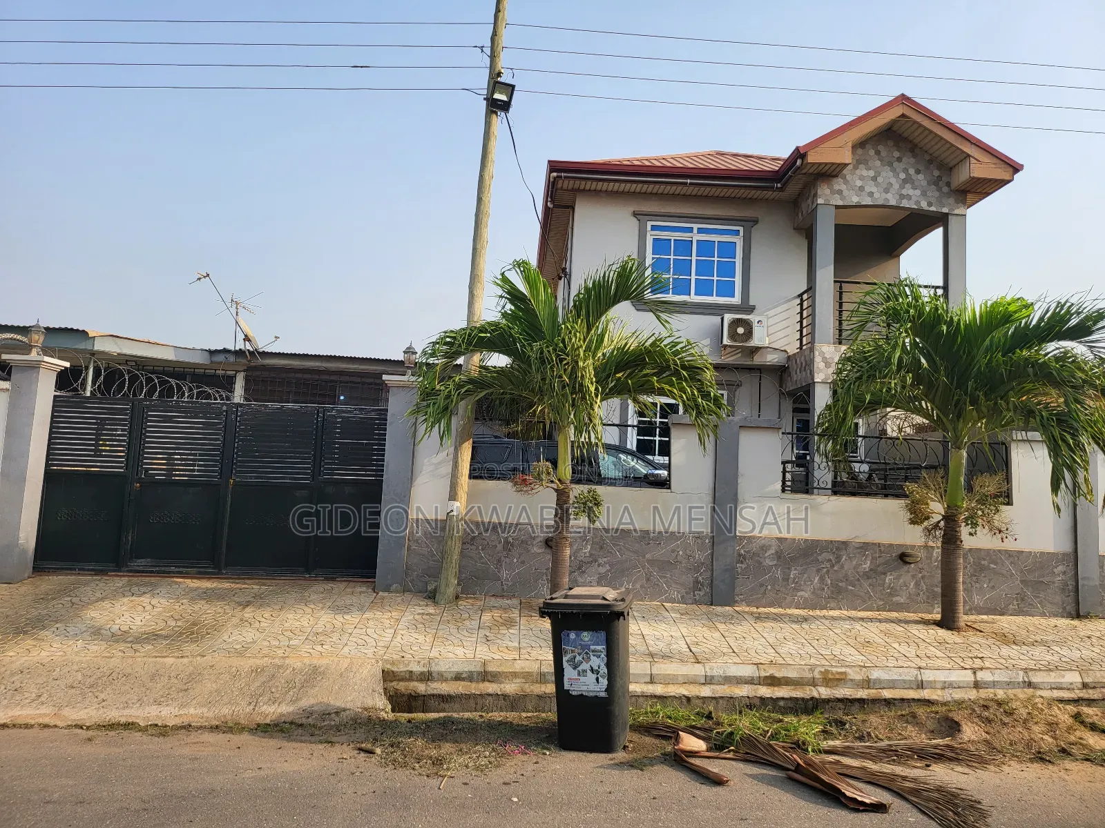 Furnished 4bdrm House in Sakumono Estate, Tema Metropolitan for sale in Tema Metropolitan