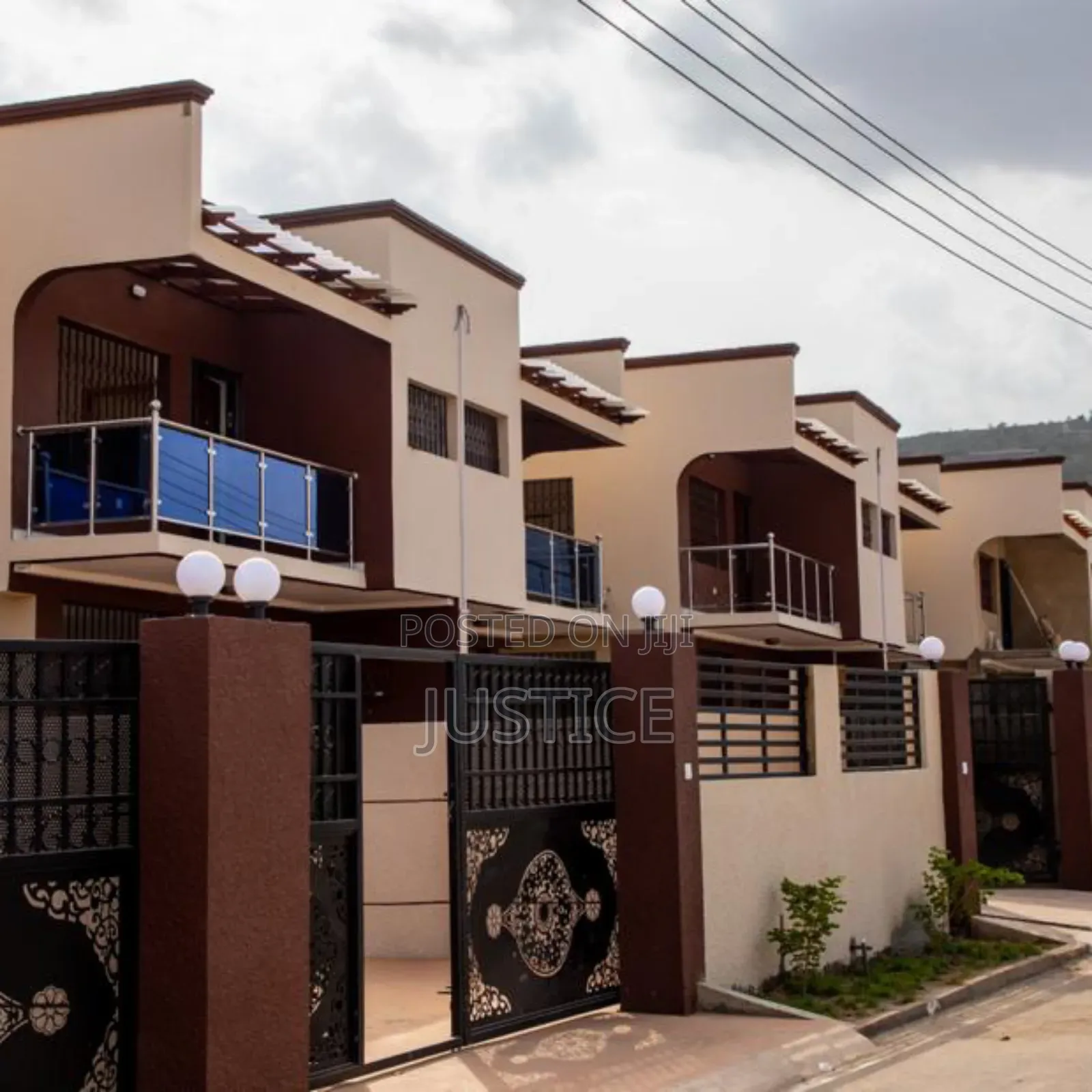3bdrm Duplex in Ayi Mensah, Oyarifa Mall Area for rent in Oyarifa Mall Area