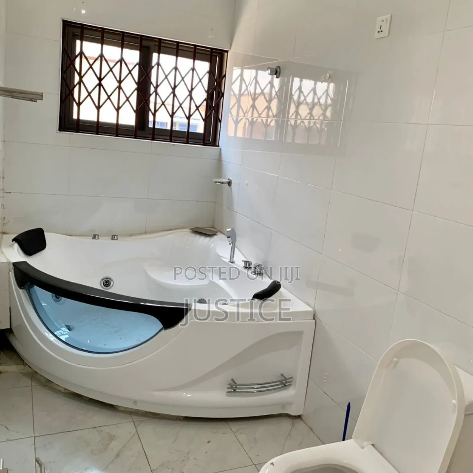3bdrm Duplex in Ayi Mensah, Oyarifa Mall Area for rent in Oyarifa Mall Area