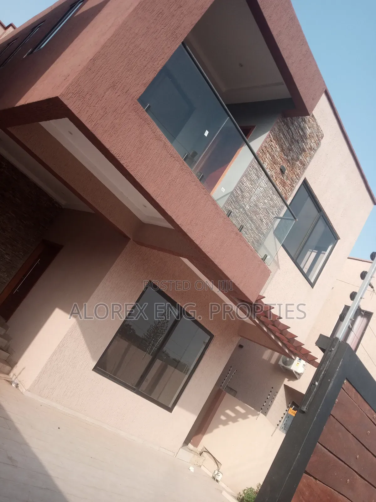 4bdrm House in $650 Executive, Oyarifa for rent in Oyarifa
