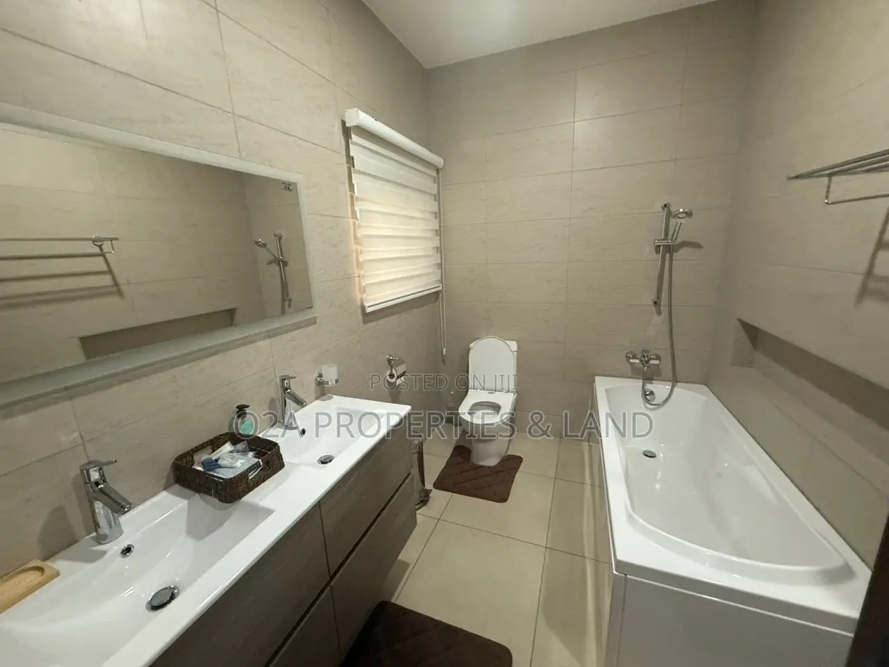 3bdrm Townhouse / Terrace in Labone for rent in Labone Junction