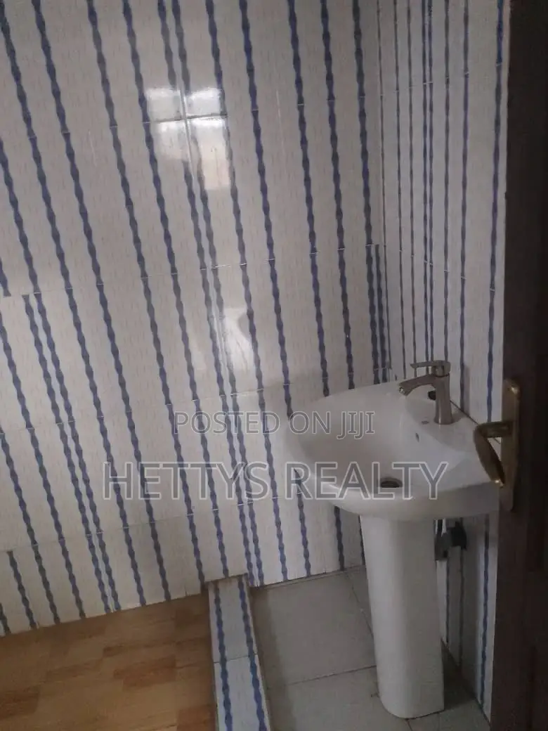 2bdrm House in Adenta for sale in Adenta