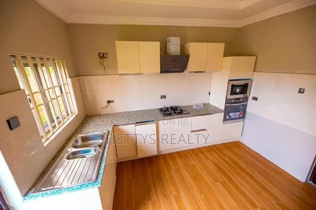 3bdrm House in Oyarifa for sale in Oyarifa