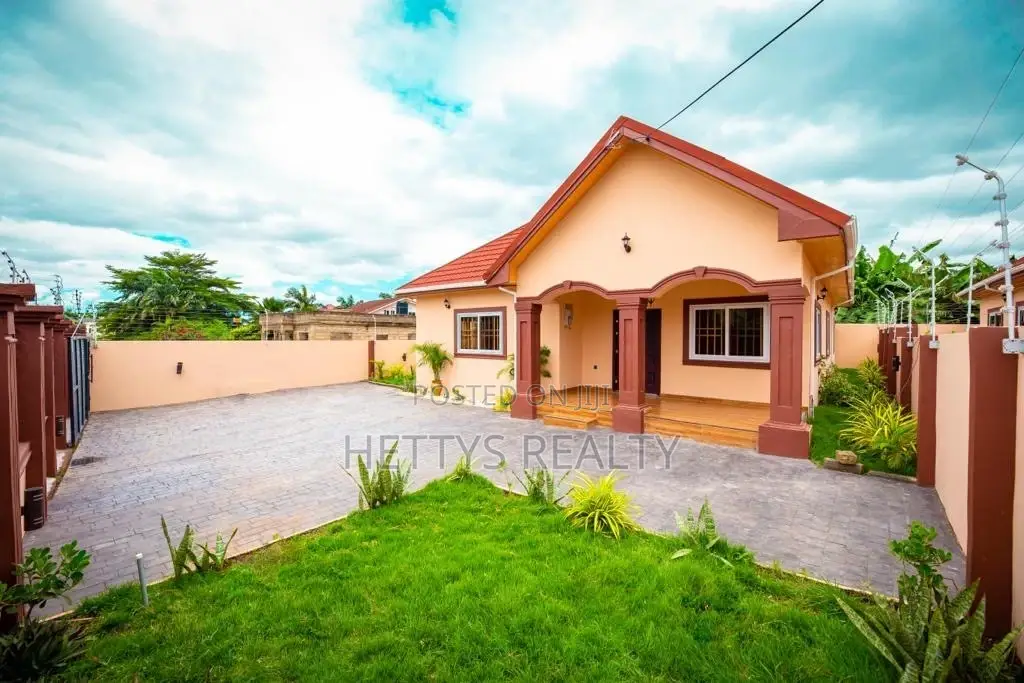 3bdrm House in Oyarifa for sale in Oyarifa