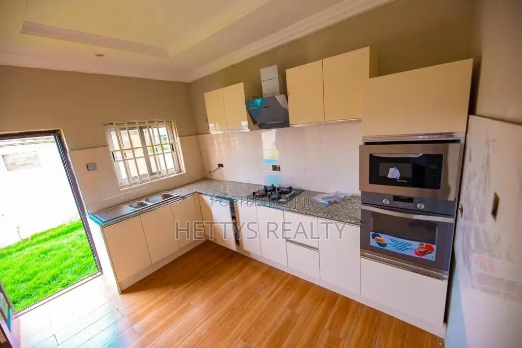 3bdrm House in Oyarifa for sale in Oyarifa