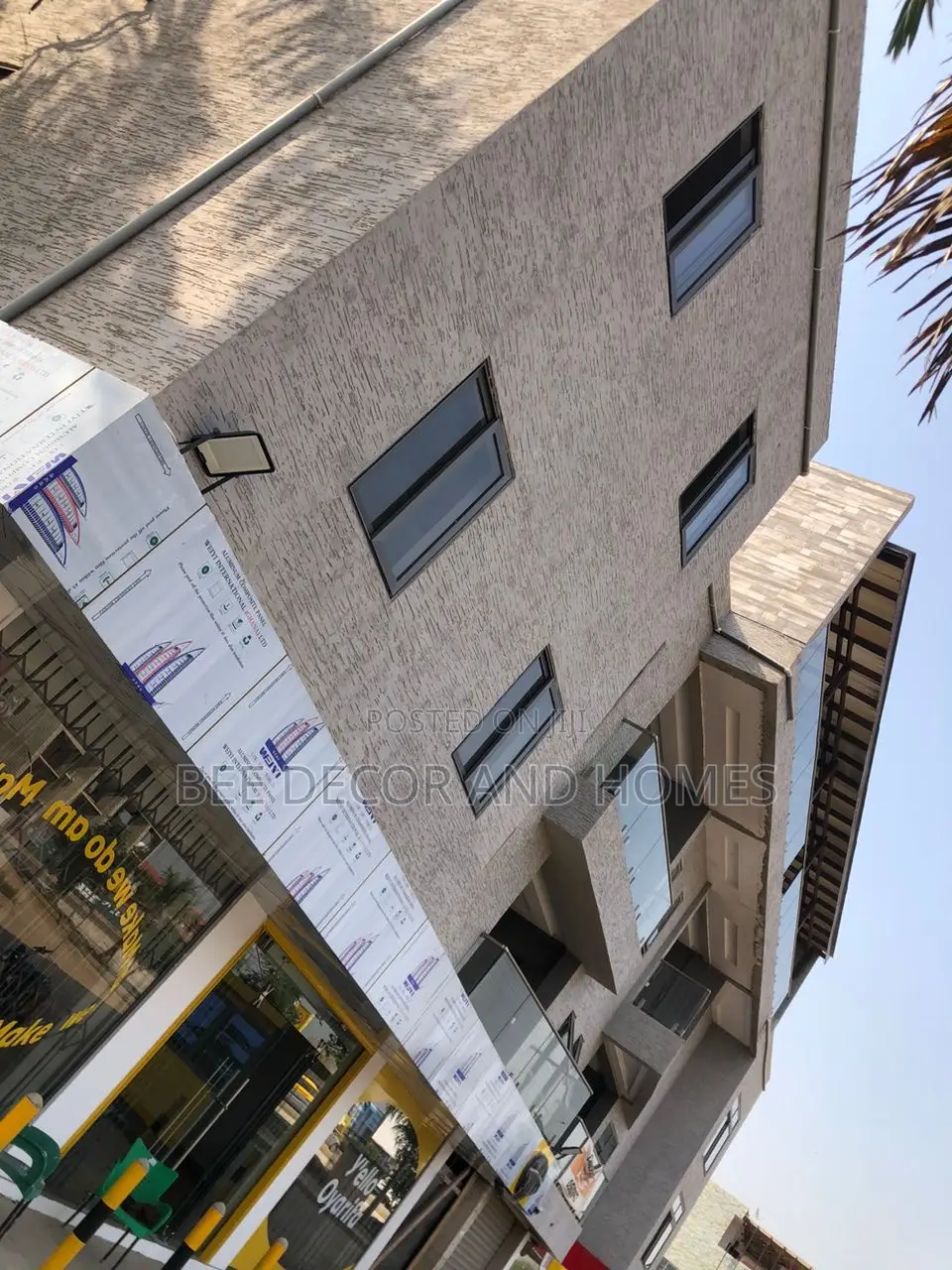 Major Road Side Office Space to Let in Oyarifa