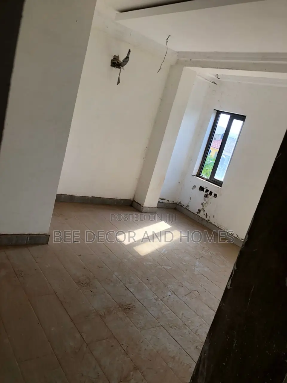 Major Road Side Office Space to Let in Oyarifa