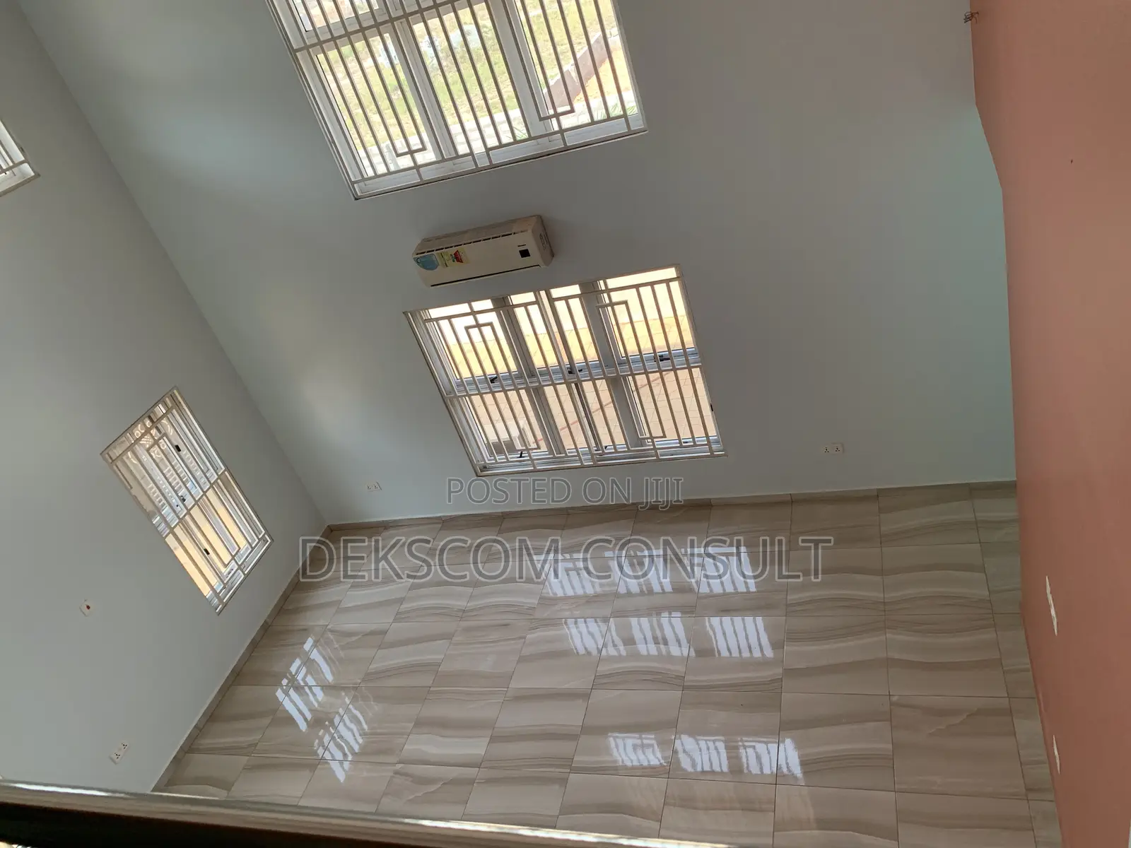 4bdrm House in Oyibi for sale in Oyibi