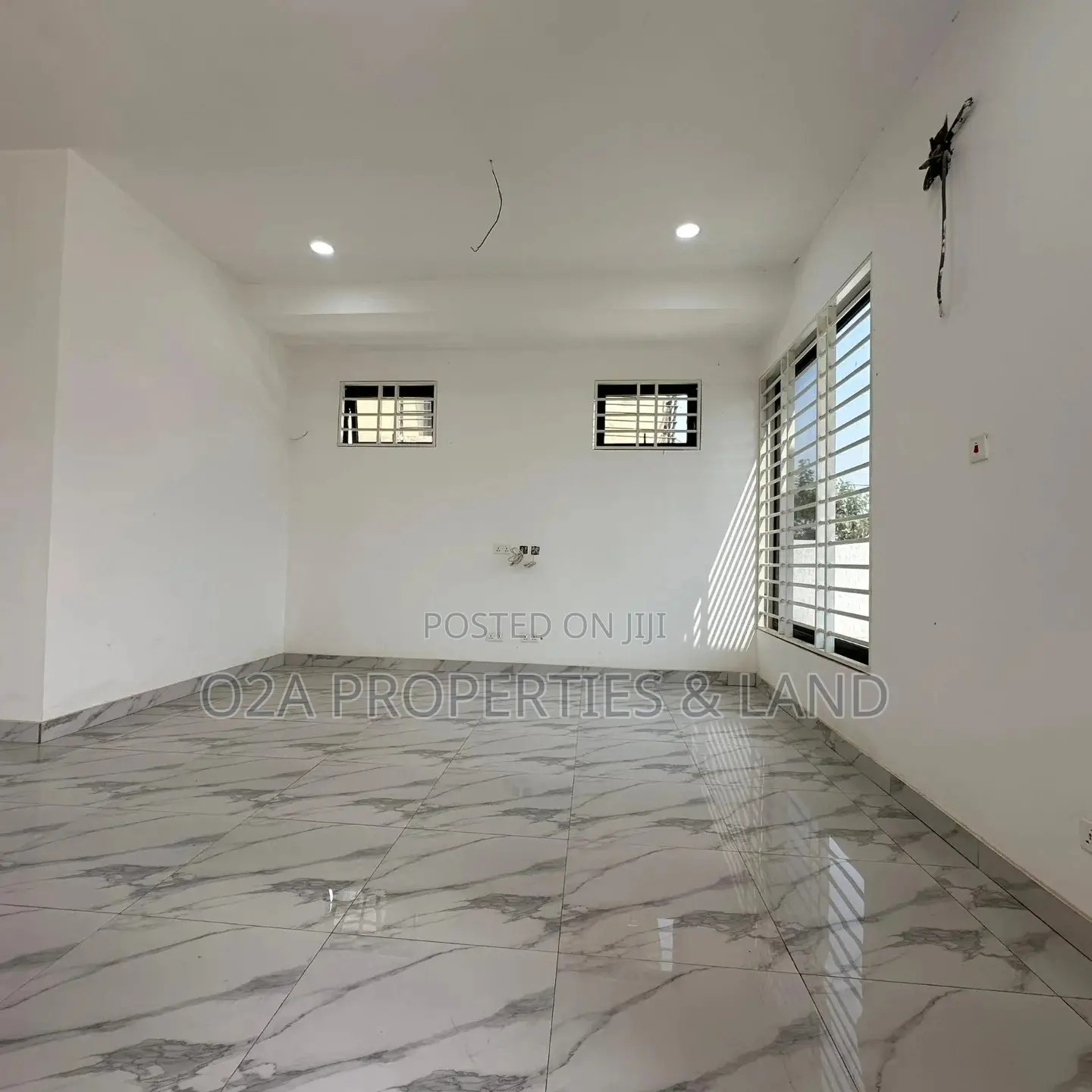 3bdrm House in Lakeside Estate for sale in Lake Side Estate