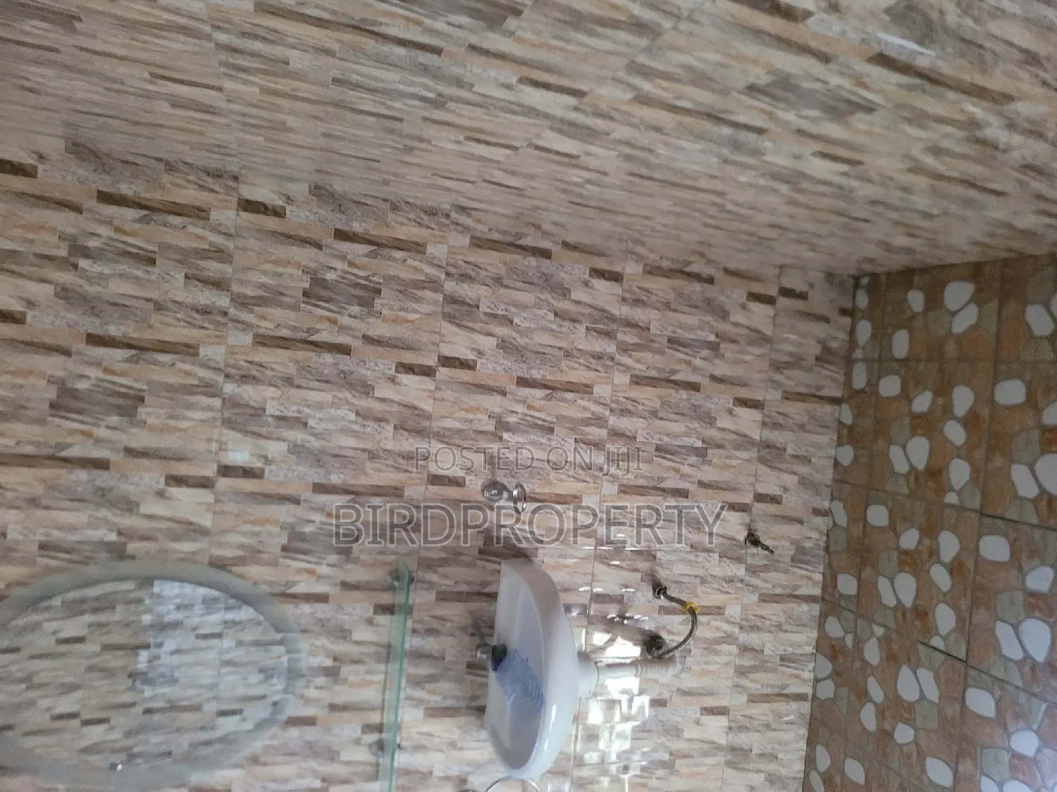 2bdrm Apartment in Birdgroup, East Legon for rent in East Legon