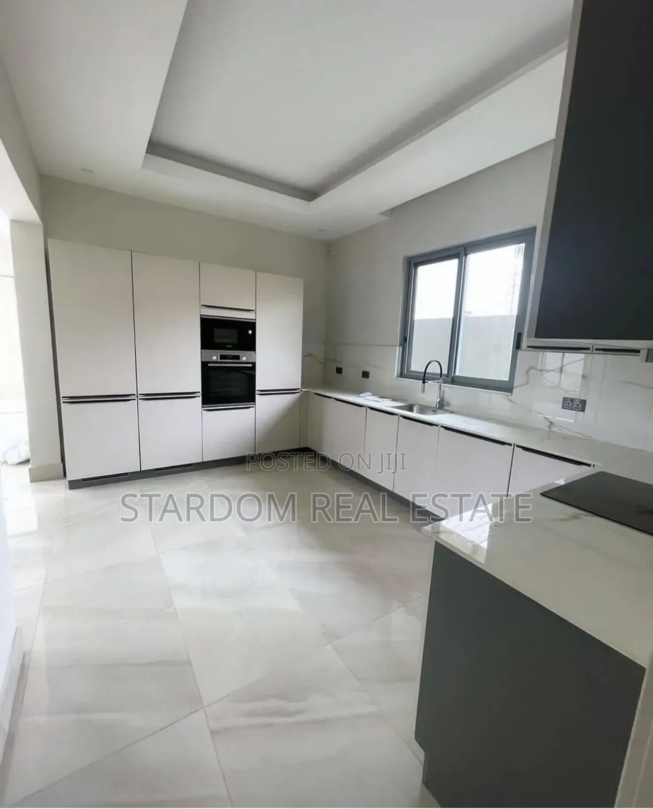 4bdrm Duplex in Lagos Avenue, East Legon for sale in East Legon