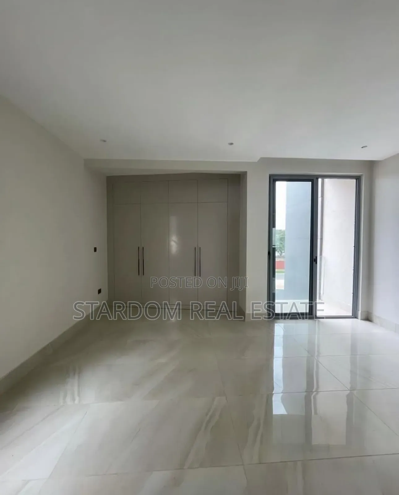 4bdrm Duplex in Lagos Avenue, East Legon for sale in East Legon