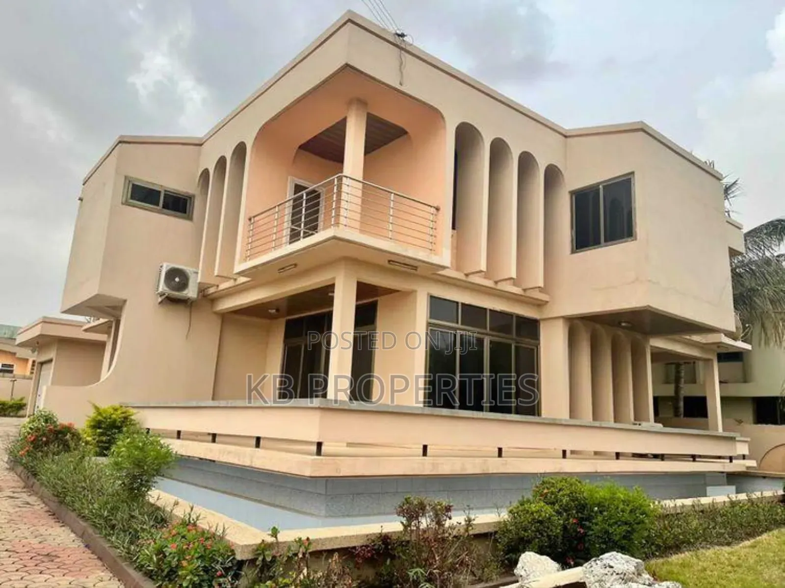Furnished 5bdrm Duplex in Kb Properties, Spintex for rent in Spintex