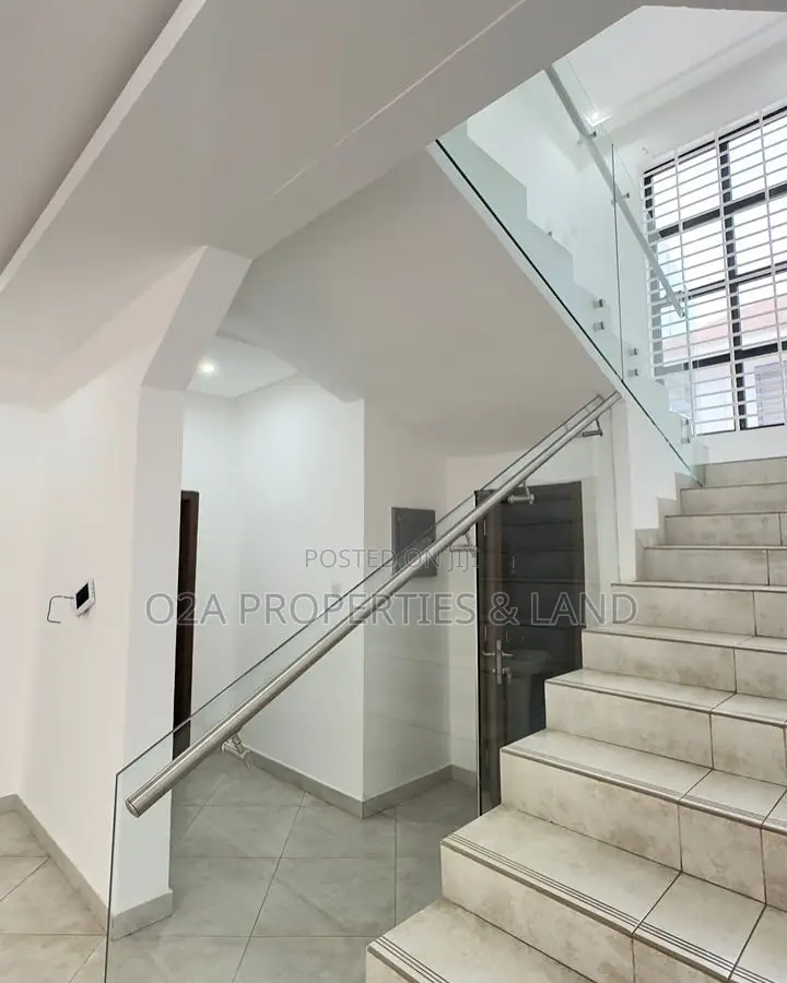 4bdrm House in East Legon Ogbojo for rent in New Legon