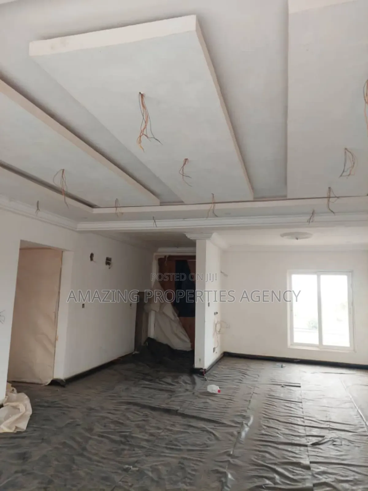 4bdrm Mansion in Adjiriganor for sale in Adjiriganor