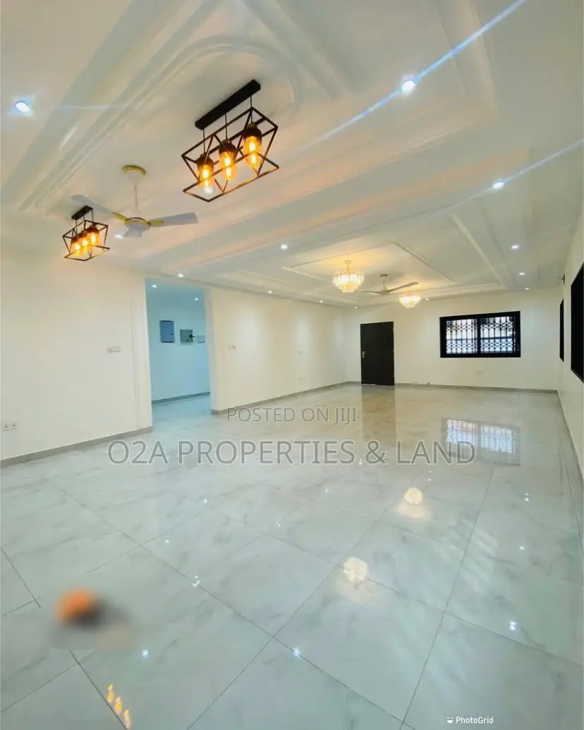 4bdrm House in East Legon, A&C Mall Area for sale in A&C Mall Area