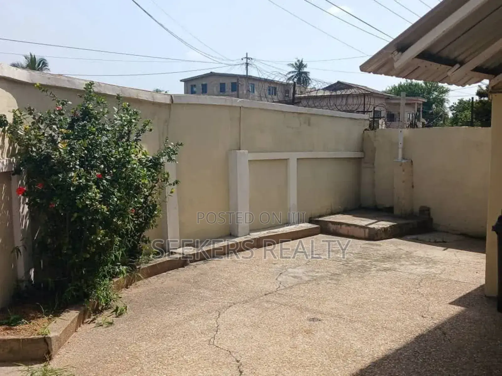 Furnished 3bdrm House in Seekers Realty, Osu for rent in Osu