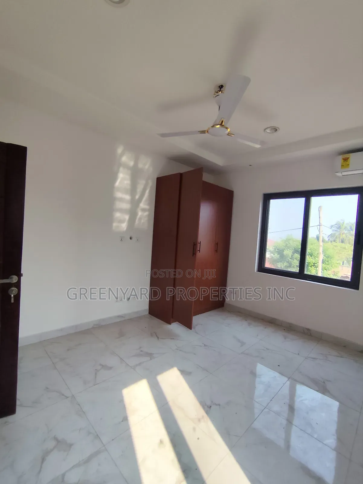 3bdrm Duplex in School Junction, Ashaley Botwe for sale in Ashaley Botwe