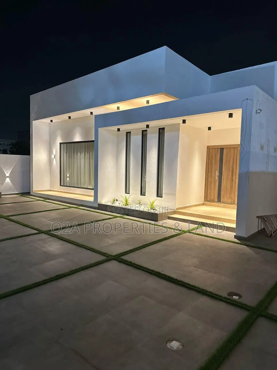 3bdrm House in Ashaley Botwe, for sale in Lake Side Estate