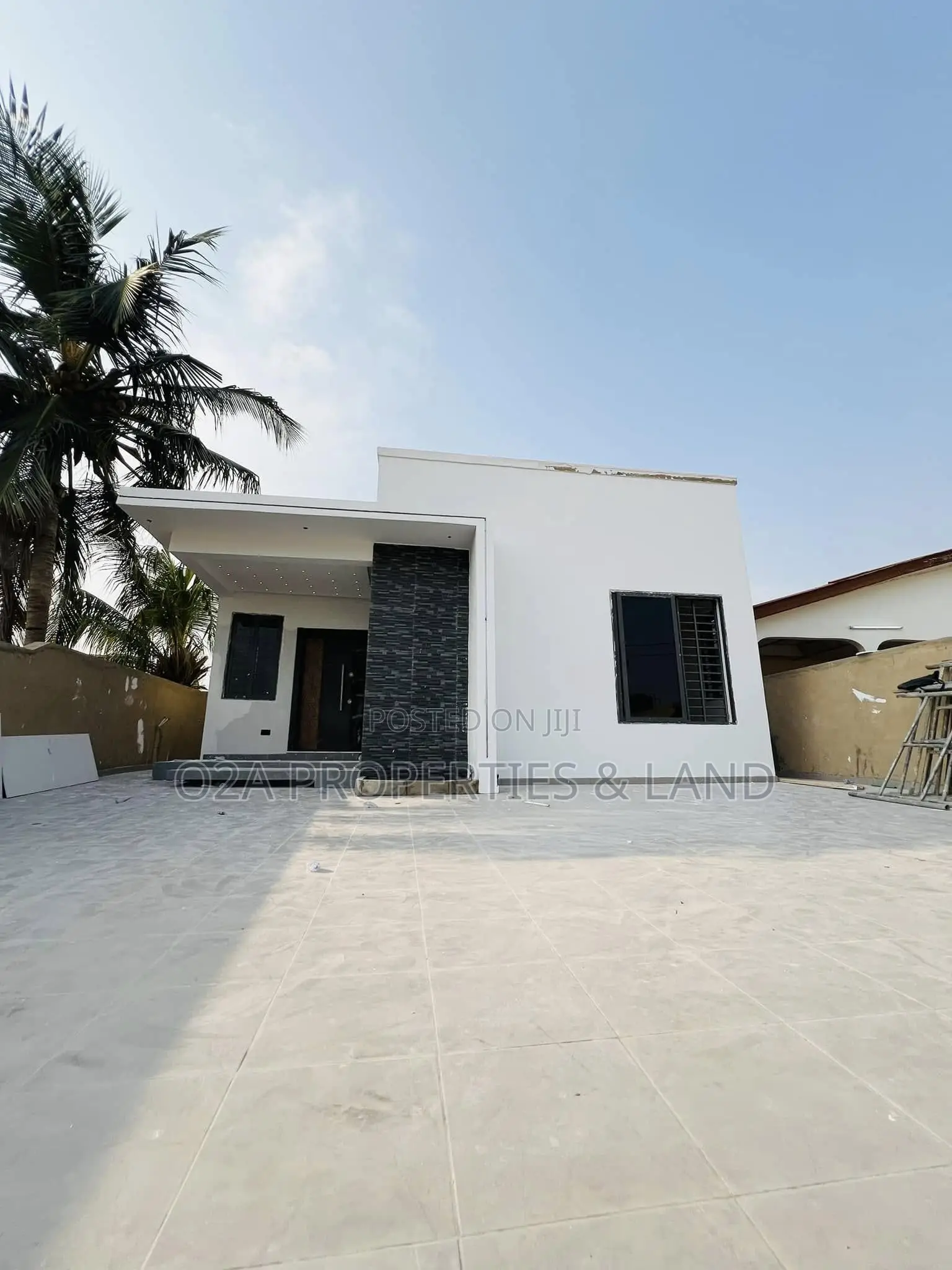 3bdrm House in Ashaley Botwe for sale in Lake Side Estate