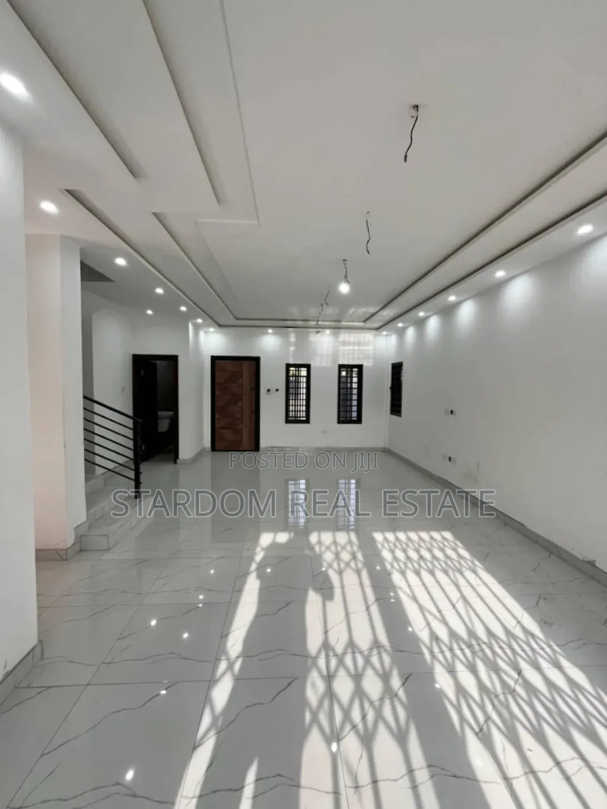 3bdrm Duplex in Pokuase for sale in Pokuase