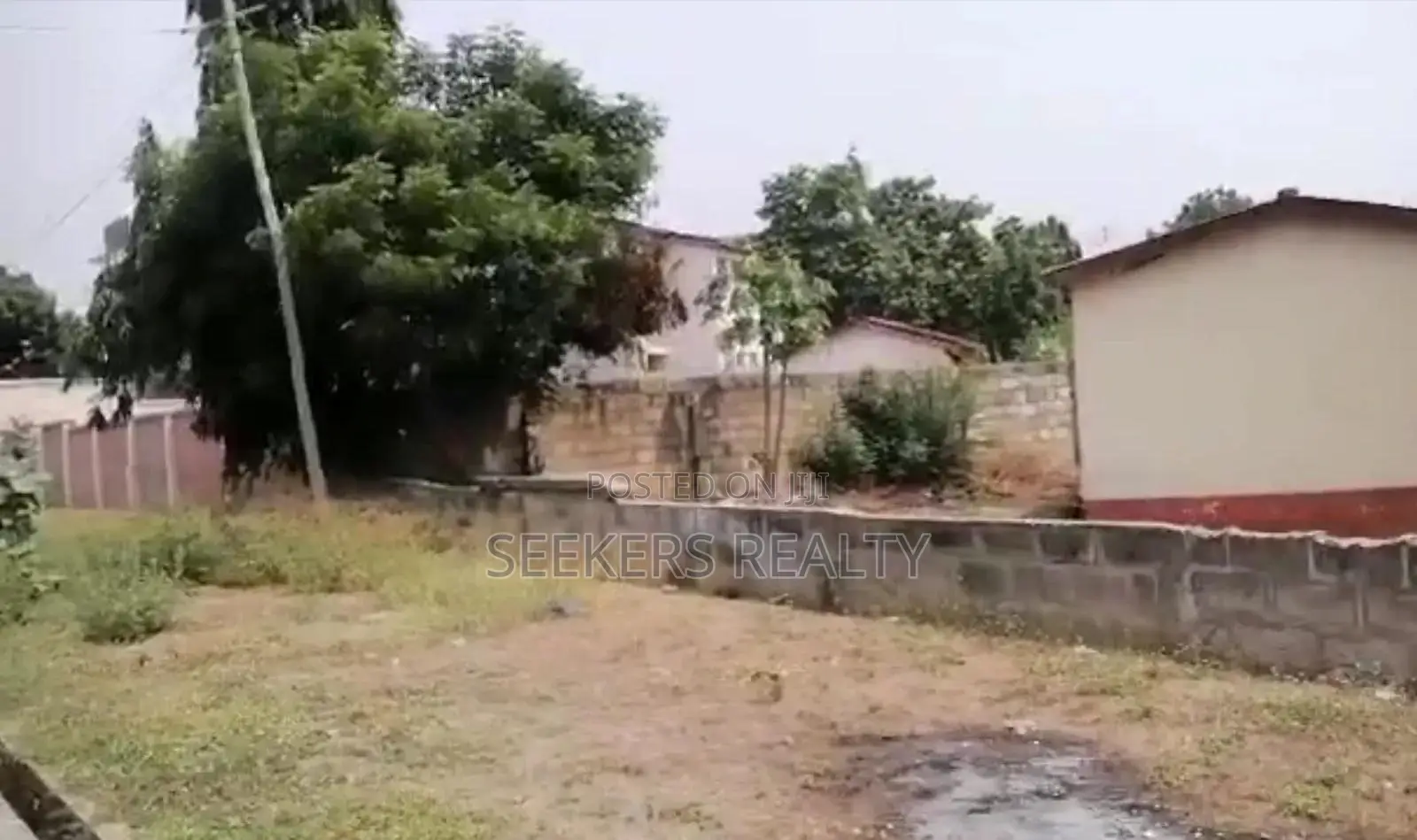 Land With Old Building on It for Sale at Labone in Labone