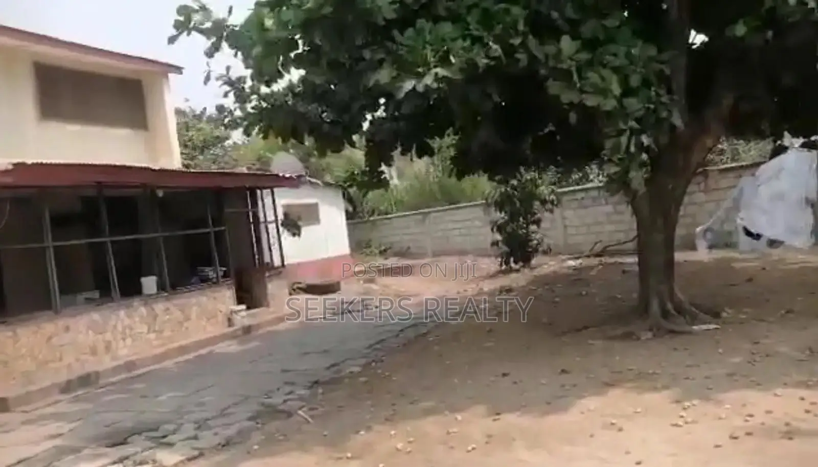 Land With Old Building on It for Sale at Labone in Labone