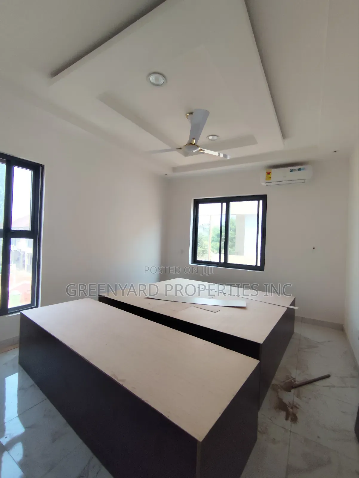 3bdrm Duplex in School Junction, Ashaley Botwe for sale in Ashaley Botwe