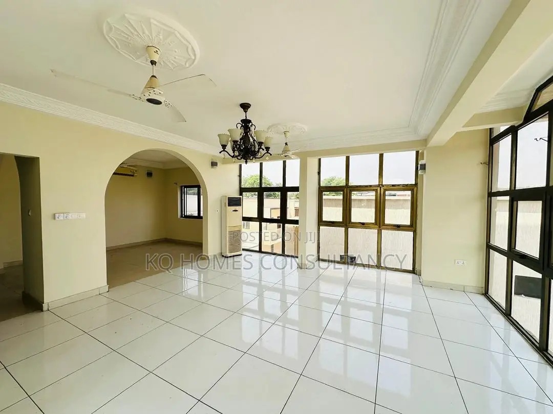 3bdrm Apartment in Dzorwulu for rent in Dzorwulu