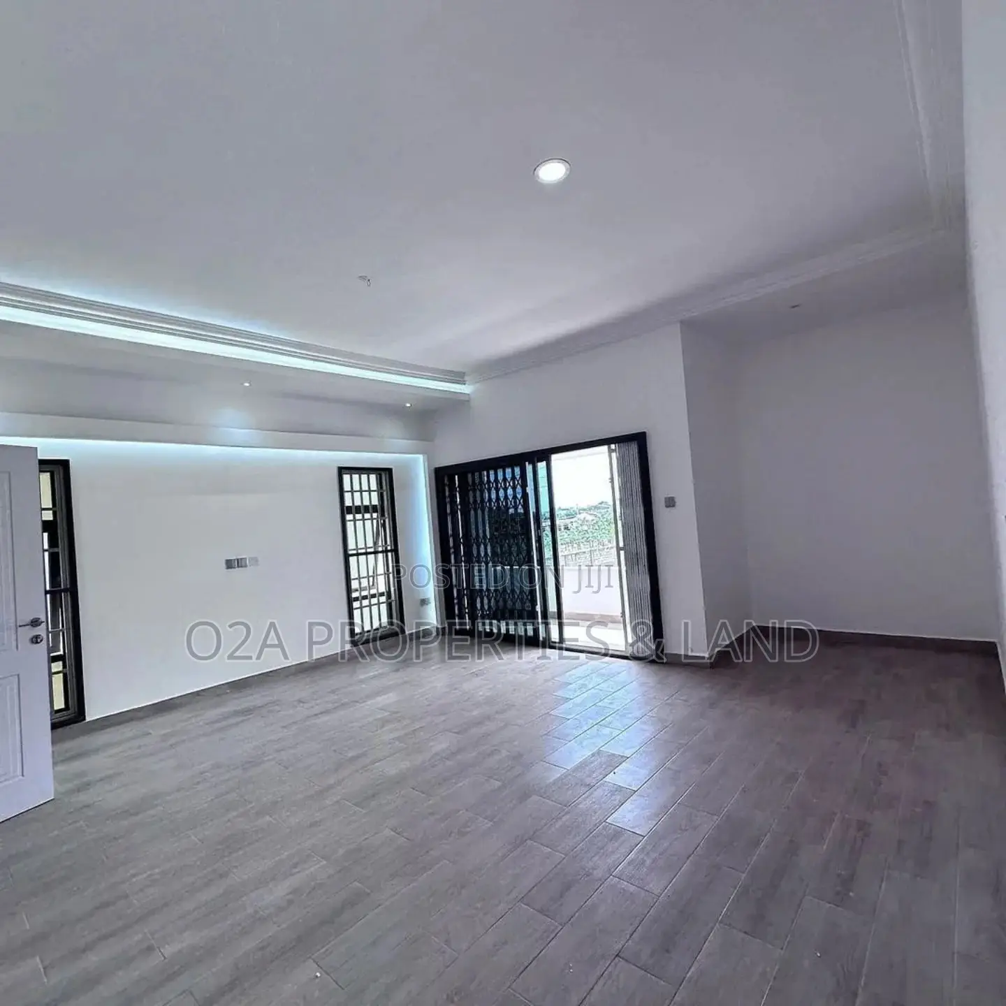 3bdrm House in Oyarifa Ayi Mensah for sale in Oyarifa Mall Area