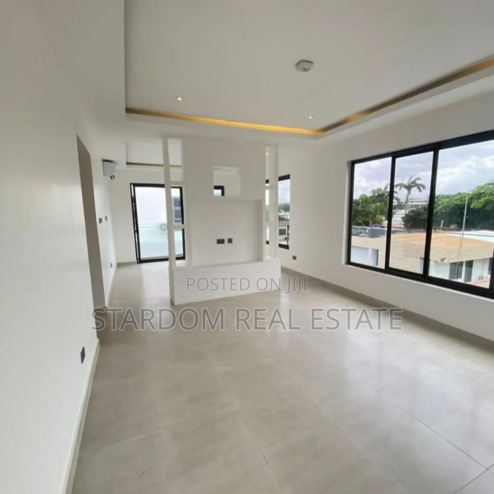 5bdrm Townhouse / Terrace in Cantonments for rent in Cantonments
